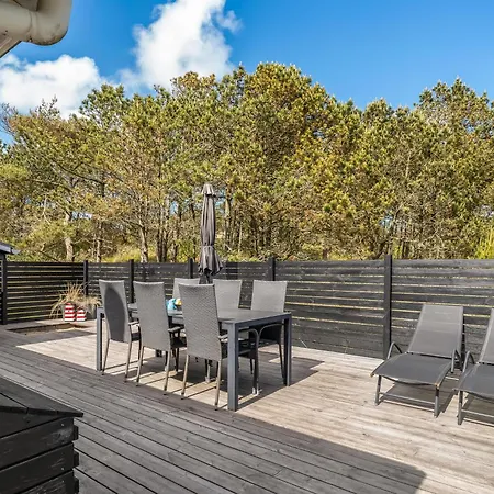 Feriehus Lovely Renovated Home, With Large Enclosed Terrace, In Vorupor By The North Sea Thisted