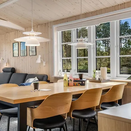Lovely Renovated Home, With Large Enclosed Terrace, In Vorupor By The North Sea Feriehus