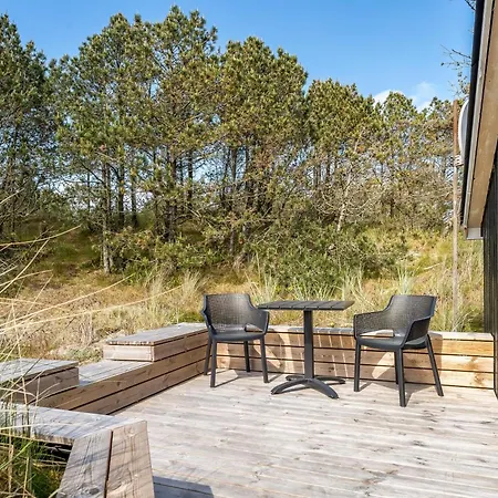 Lovely Renovated Home, With Large Enclosed Terrace, In Vorupor By The North Sea Feriehus Thisted